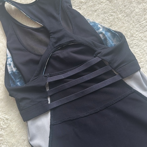 Lululemon Women’s‎ 4 Blue Tie Dye Racerback Athletic Running Gym Mesh Tank Top - Picture 10 of 11